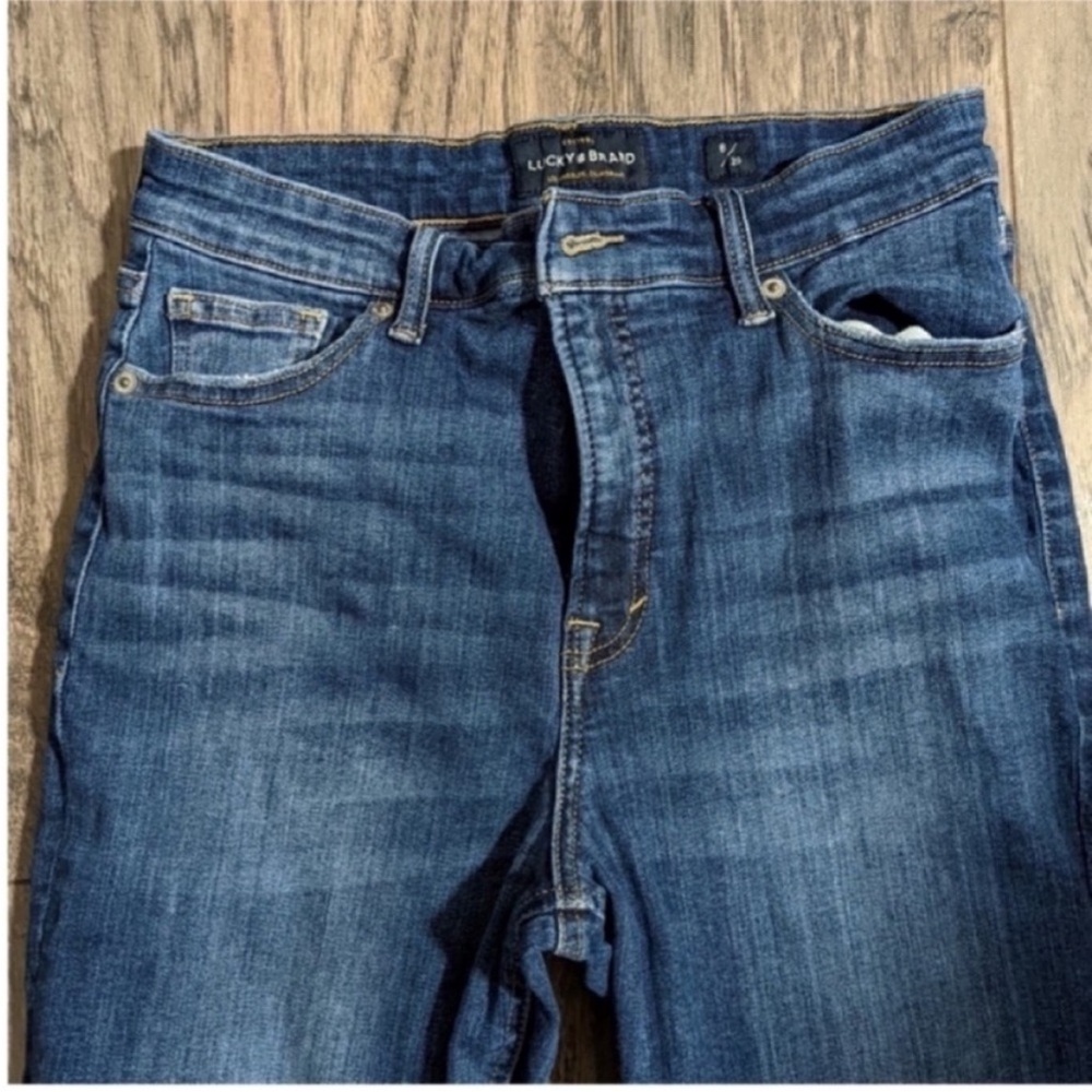 Lucky Brand Women's Light Blue Jeans - Picture 4 of 9